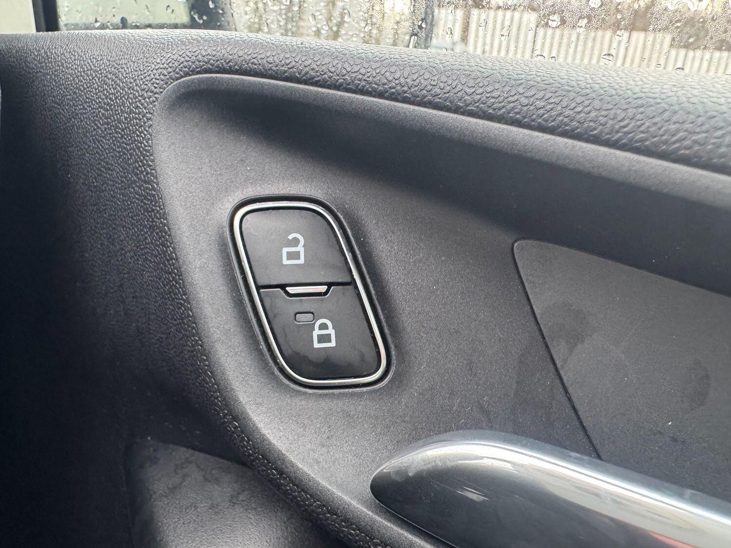 Used Ford Fiesta 2020 for sale - 77585808: Photo 11