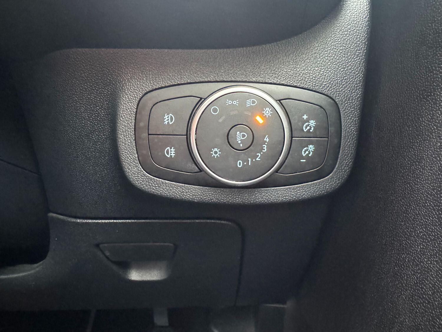 Used Ford Fiesta 2020 for sale - 77585808: Photo 13