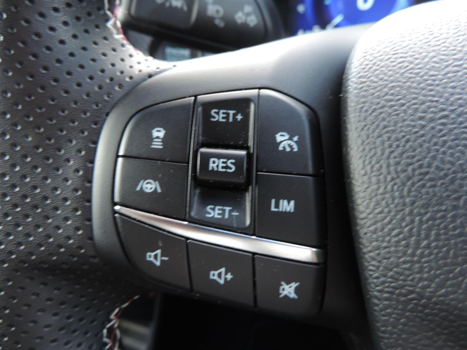 Used Ford Puma 2023 for sale - 76988861: Photo 9