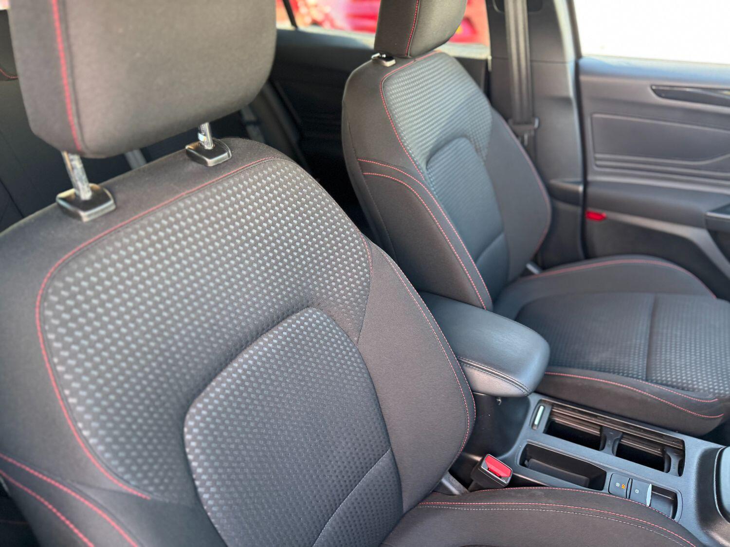 Used Ford Focus 2023 for sale - 78184762: Photo 7