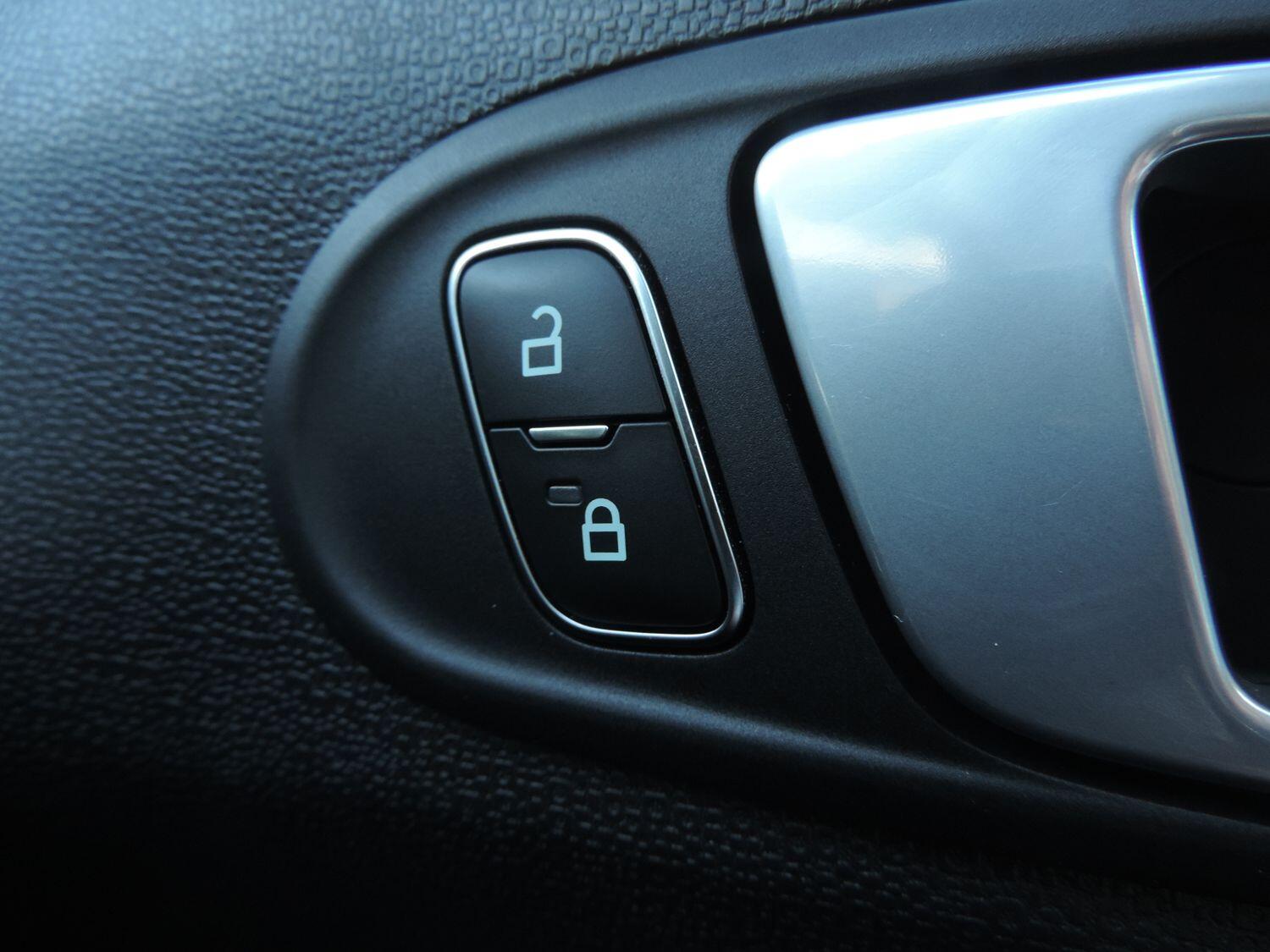 Used Ford Ecosport 2022 for sale - 76667088: Photo 16