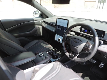 Used Ford Mustang Mach-E 2024 for sale - 76071728: Photo 4