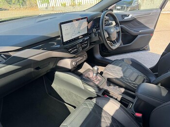 Used Ford Focus 2022 for sale - 78362023: Photo