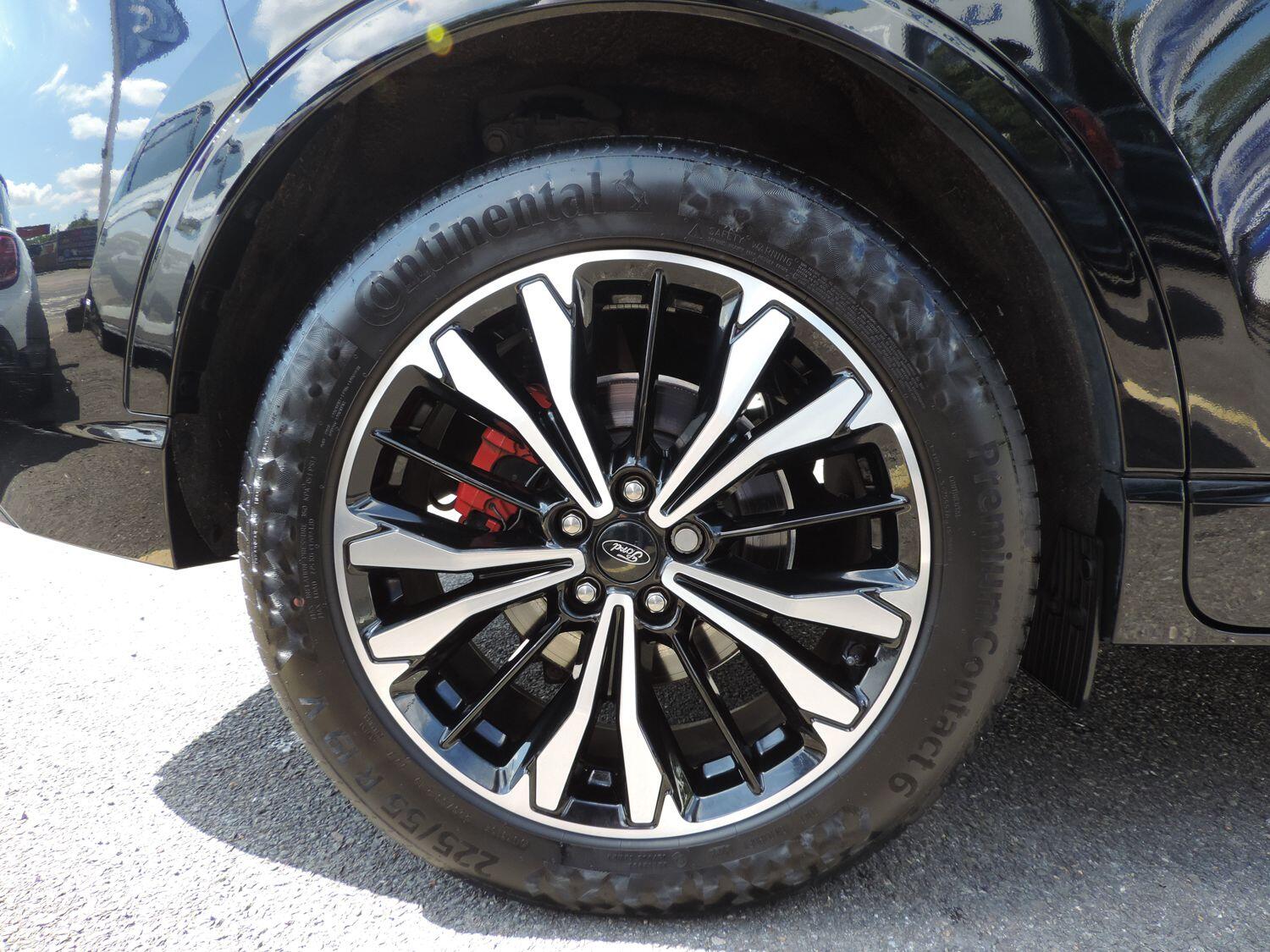 Used Ford Kuga 2023 for sale - 76742670: Photo 19