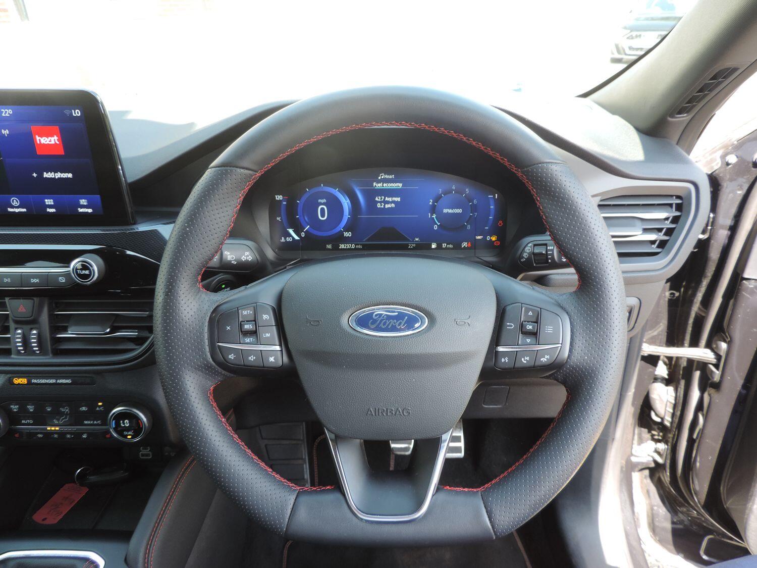 Used Ford Kuga 2023 for sale - 76742670: Photo 27