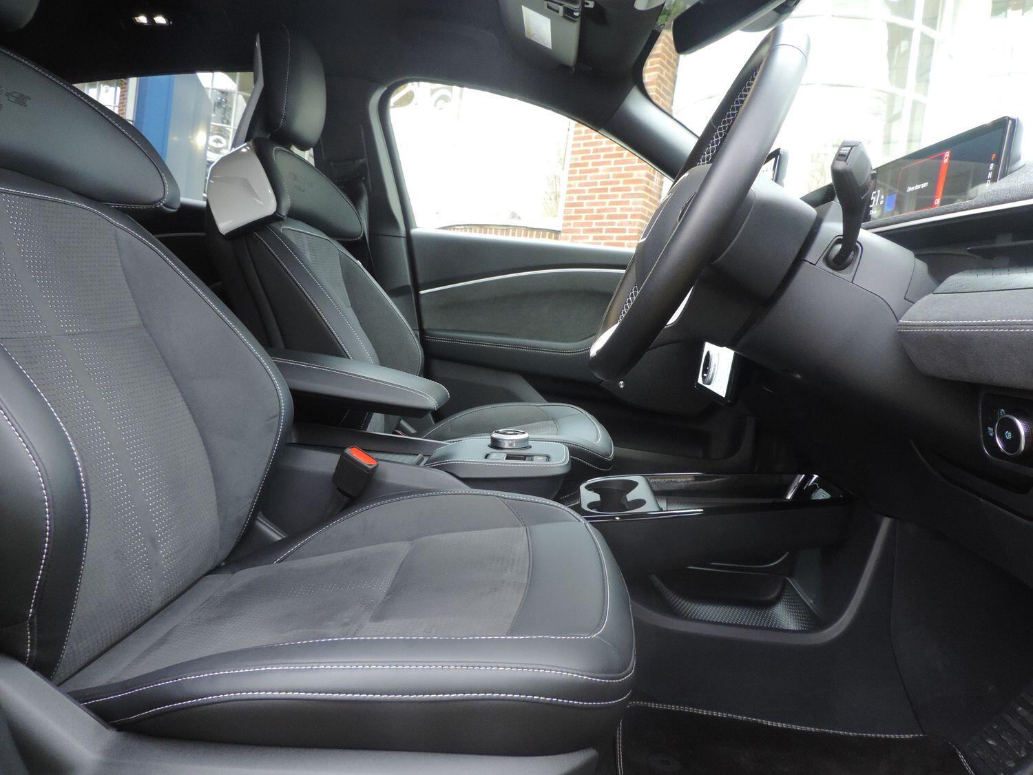 Used Ford Mustang Mach-E 2025 for sale - 76898763: Photo 8