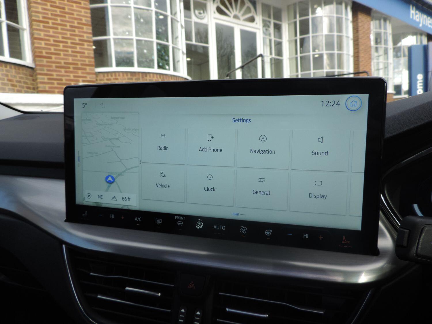 Used Ford Focus 2024 for sale - 76886600: Photo 29