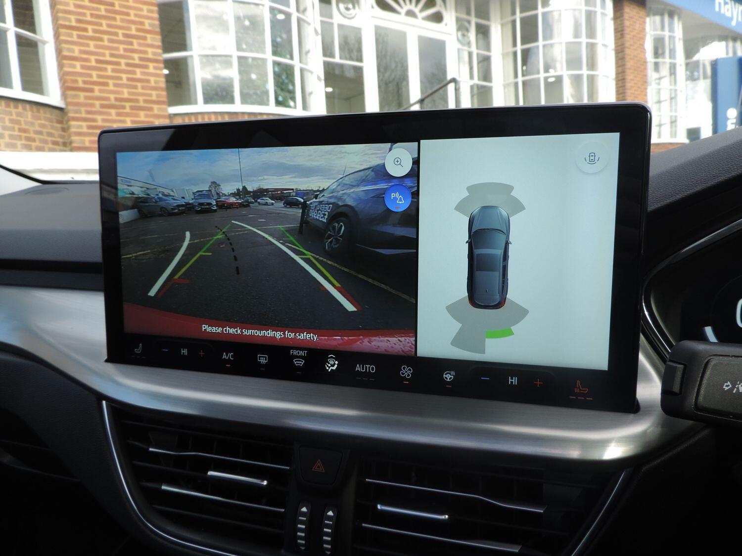 Used Ford Focus 2024 for sale - 76886600: Photo 32