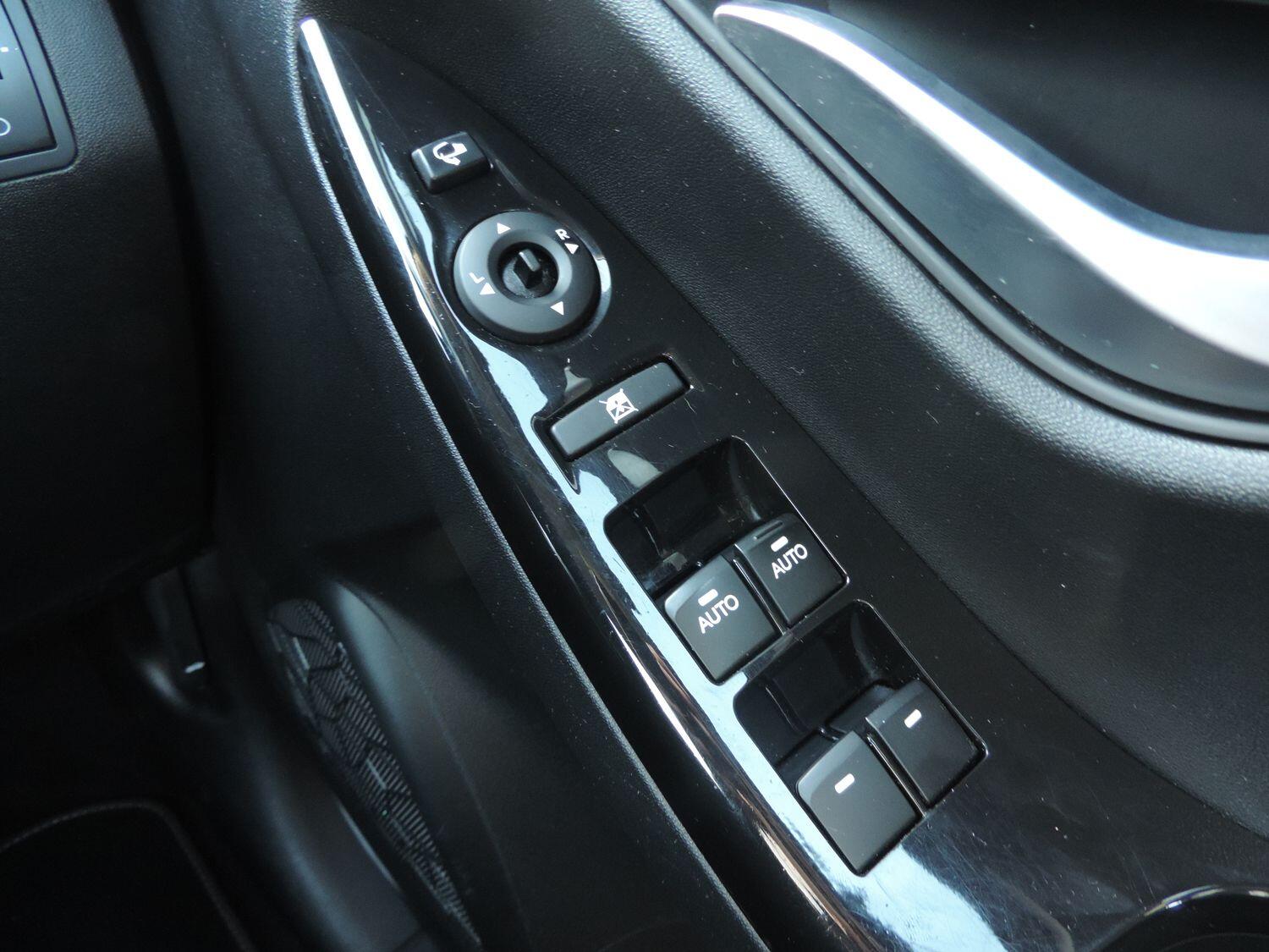 Used Hyundai Ix20 2018 for sale - 76377370: Photo 15