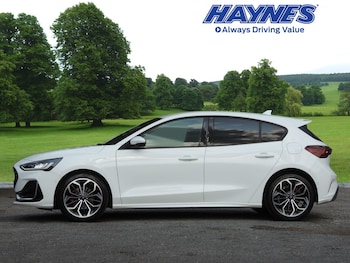 Used Ford Focus 2022 for sale - 75507578: Photo