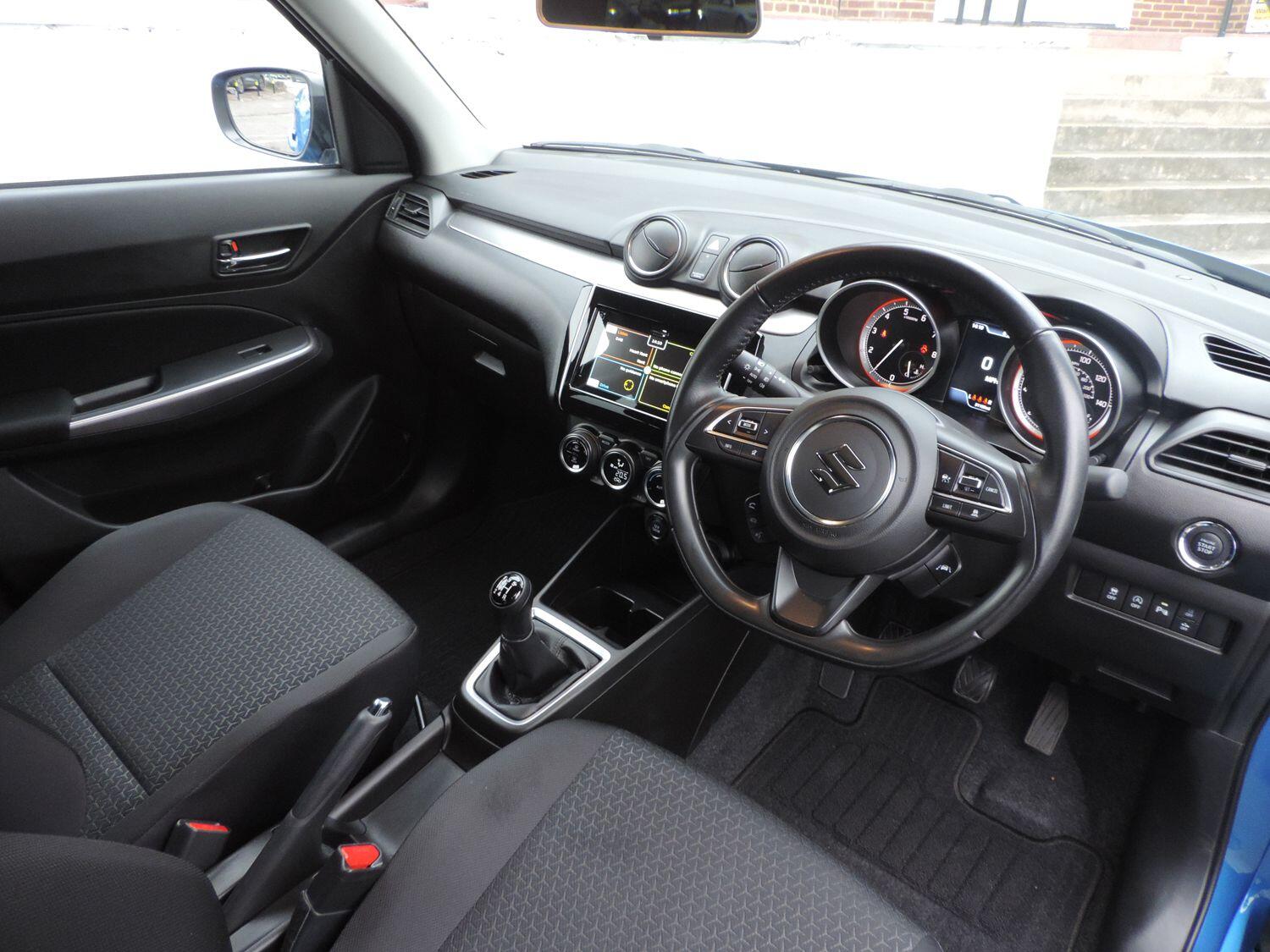 Used Suzuki Swift 2022 for sale - 77074965: Photo 5