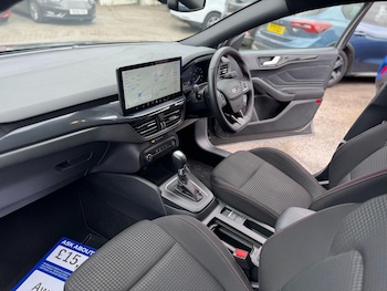 Used Ford Focus 2023 for sale - 78156619: Photo