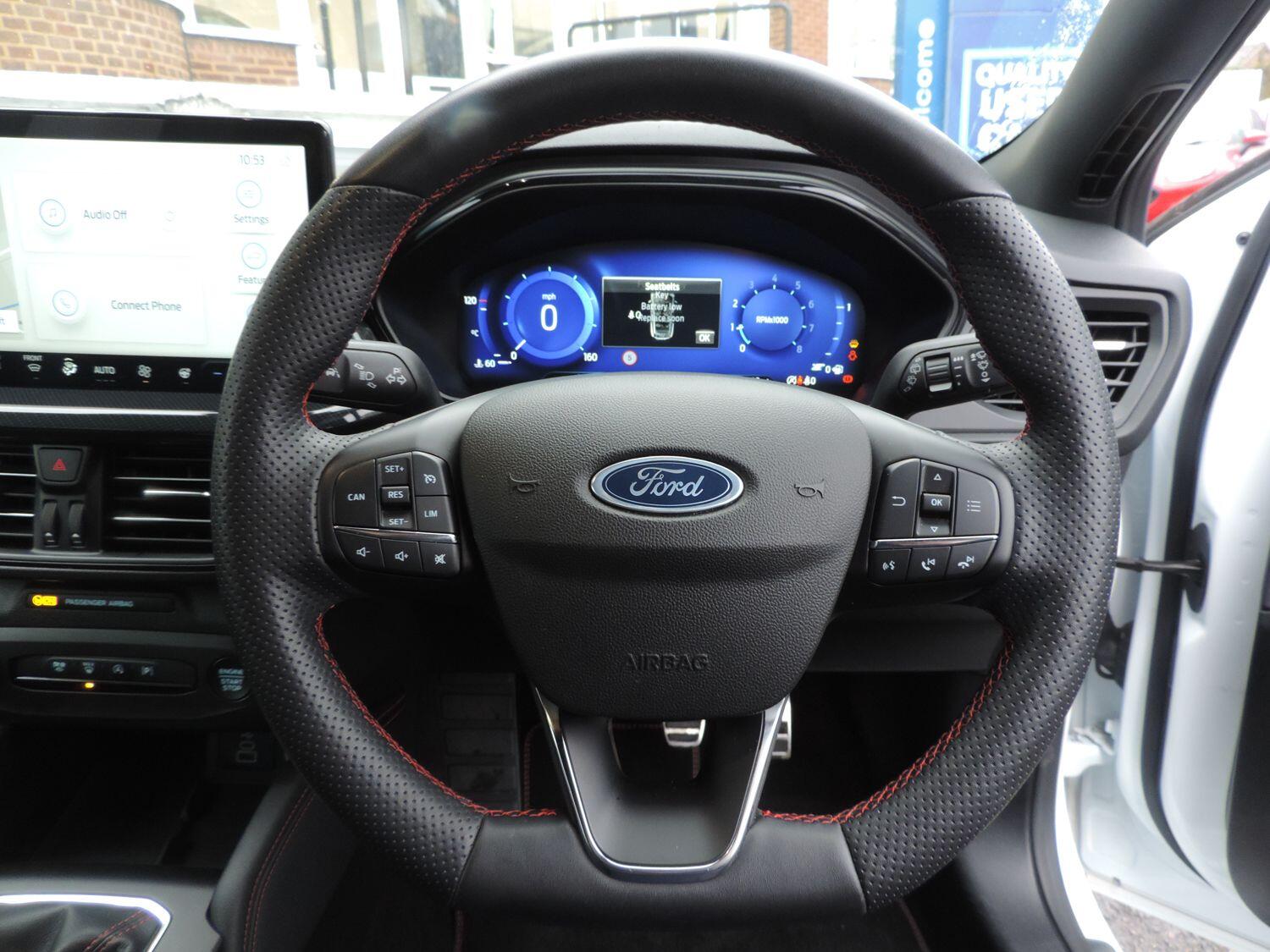 Used Ford Focus 2023 for sale - 76824360: Photo 35