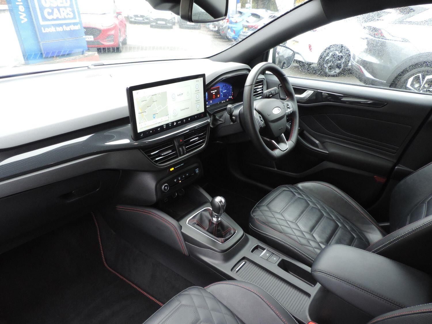 Used Ford Focus 2023 for sale - 76824360: Photo 4