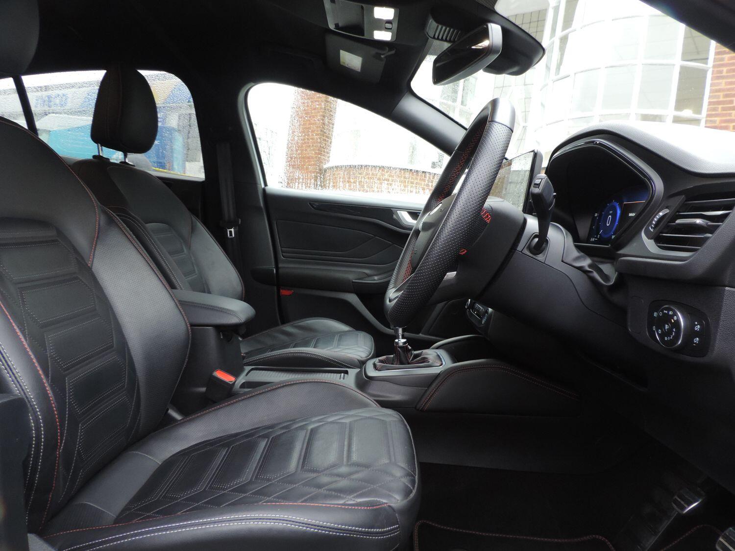 Used Ford Focus 2023 for sale - 76824360: Photo 8