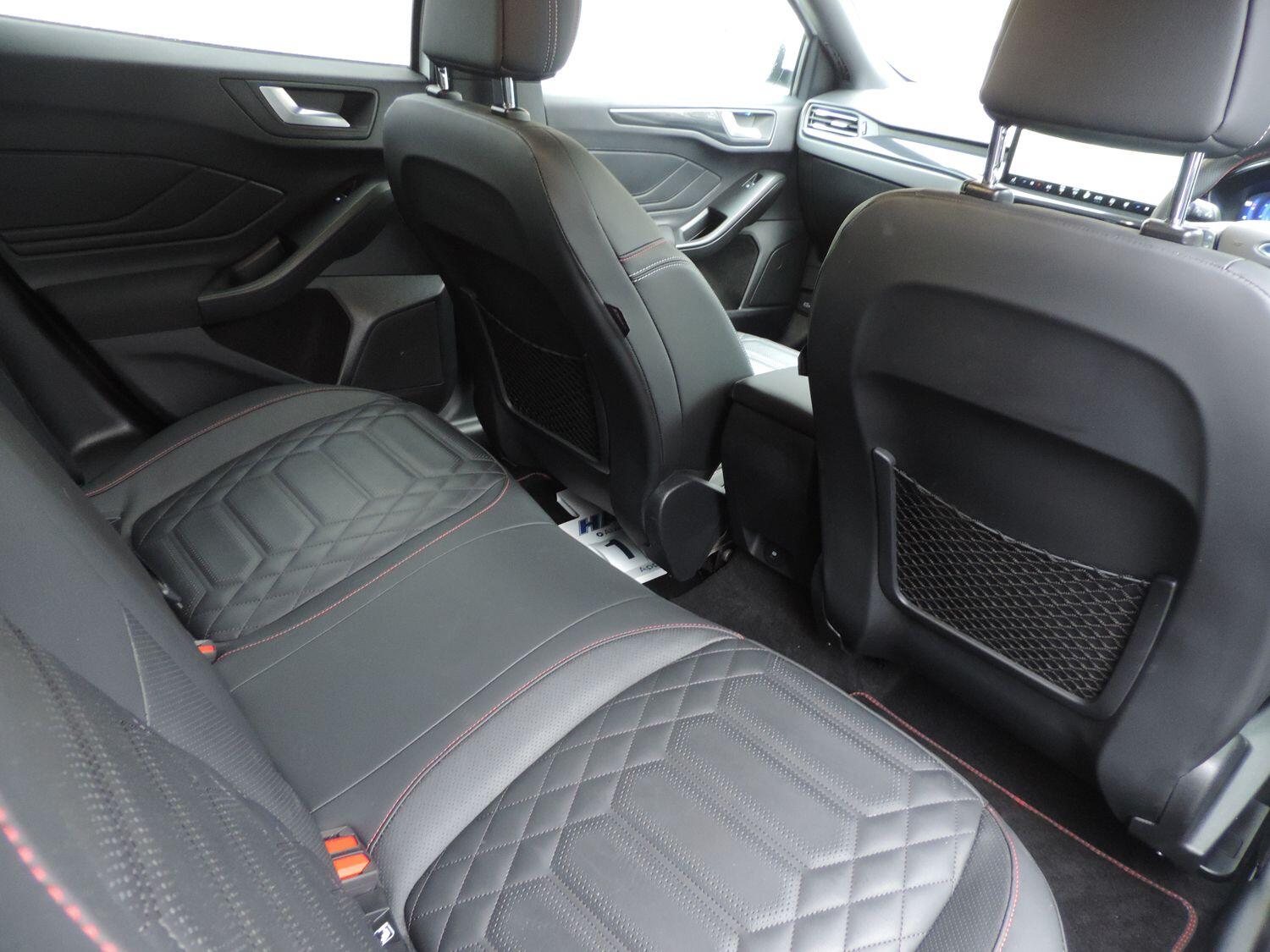 Used Ford Focus 2023 for sale - 76824360: Photo 9