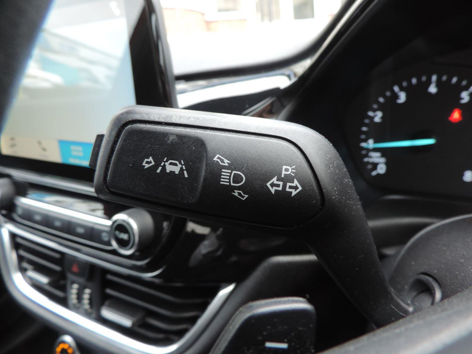 Used Ford Fiesta 2018 for sale - 77376638: Photo 12