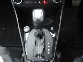 Used Ford Fiesta 2018 for sale - 77376638: Photo