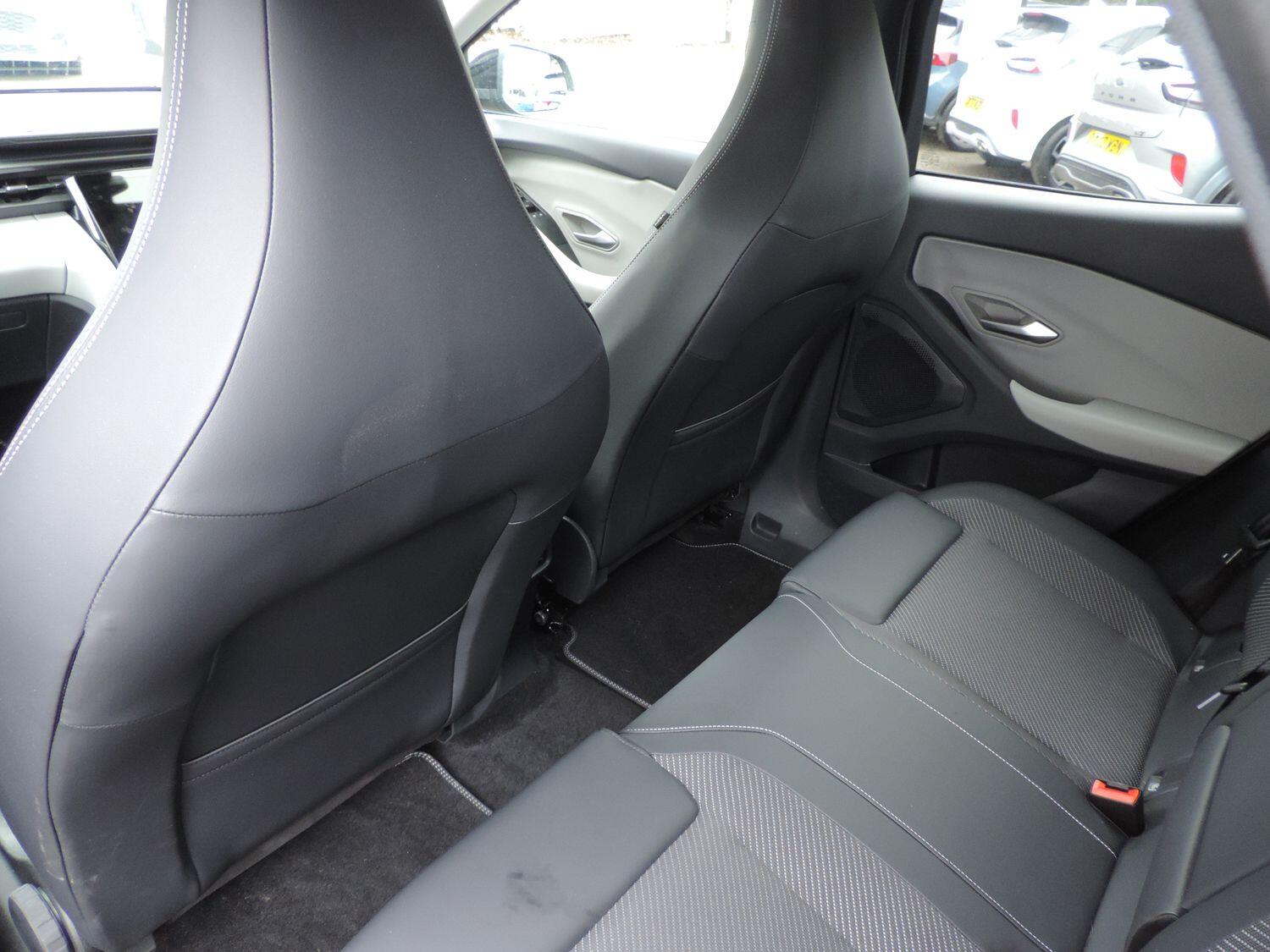 Used Ford Explorer 2024 for sale - 76992183: Photo 7