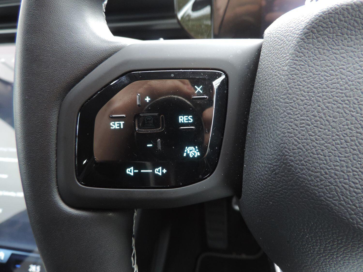 Used Ford Explorer 2024 for sale - 76992183: Photo 8