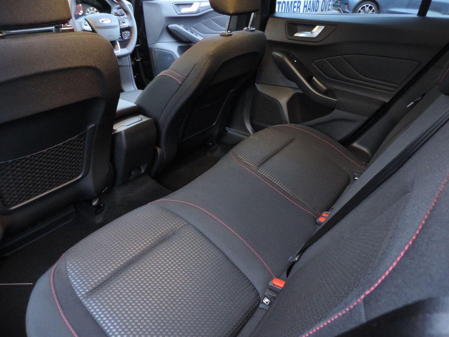 Used Ford Focus for sale - 76992669: Photo 10