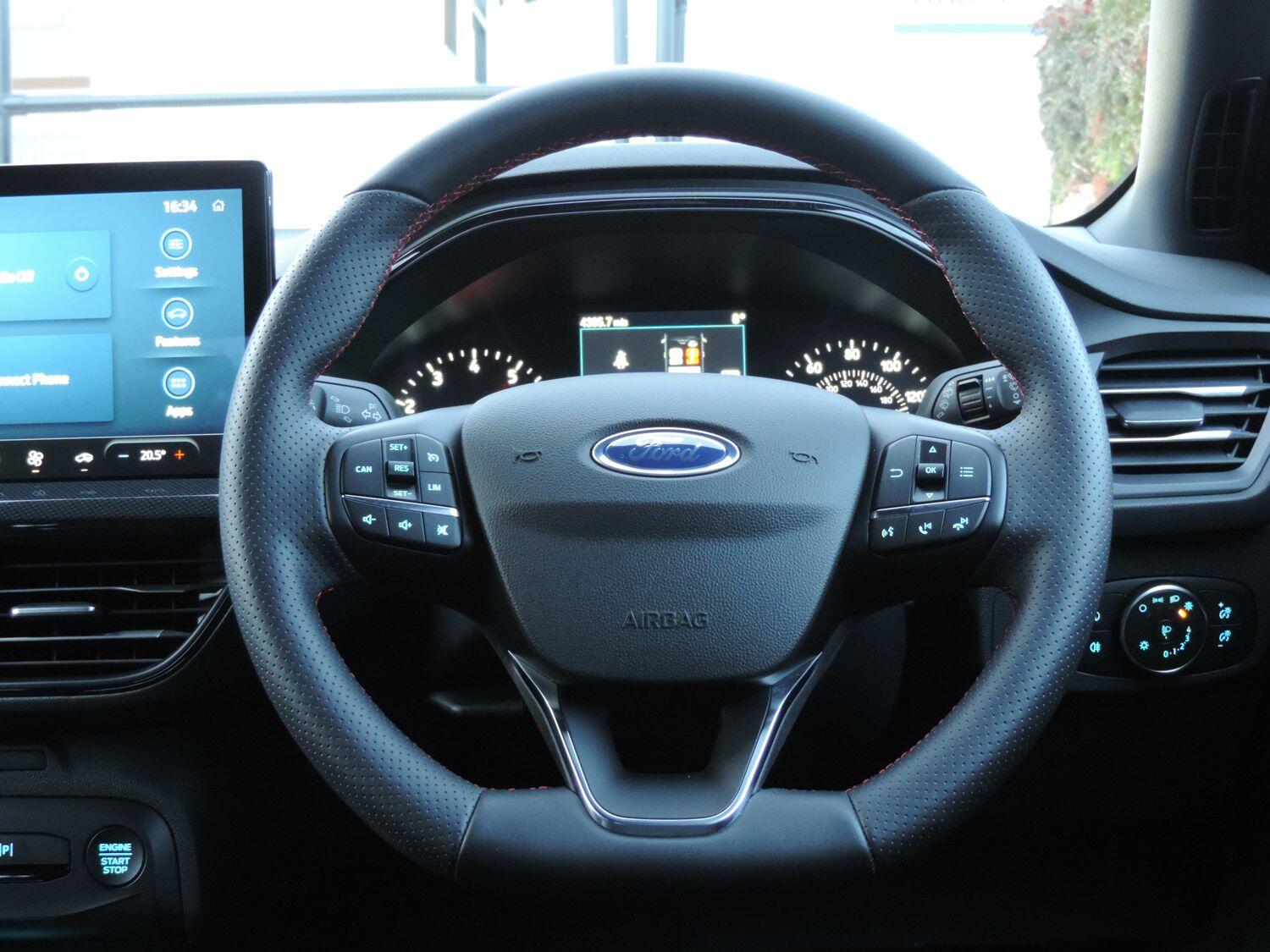 Used Ford Focus for sale - 76992669: Photo 31