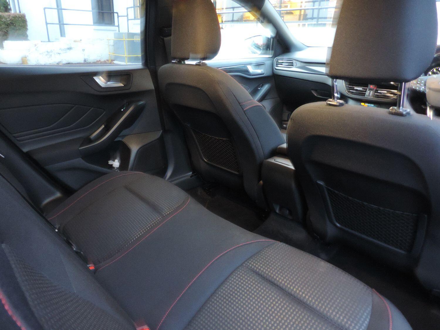 Used Ford Focus for sale - 76992669: Photo 9