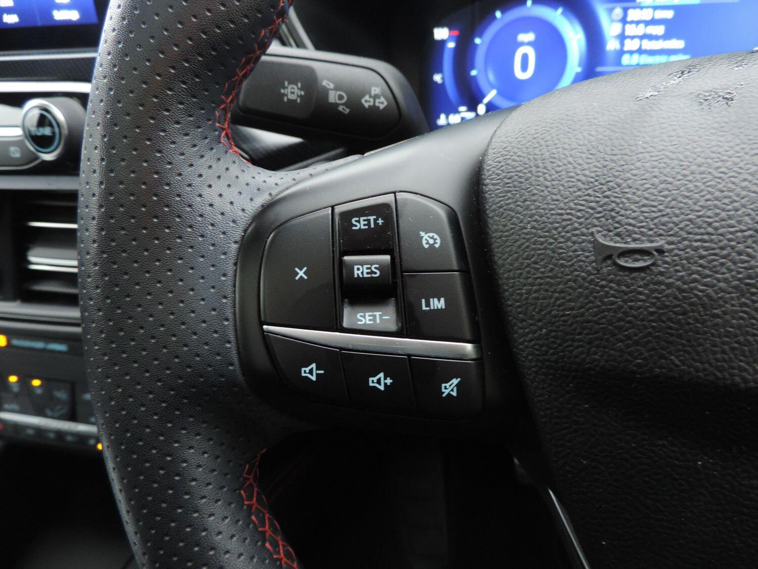 Used Ford Kuga 2022 for sale - 76832147: Photo 11