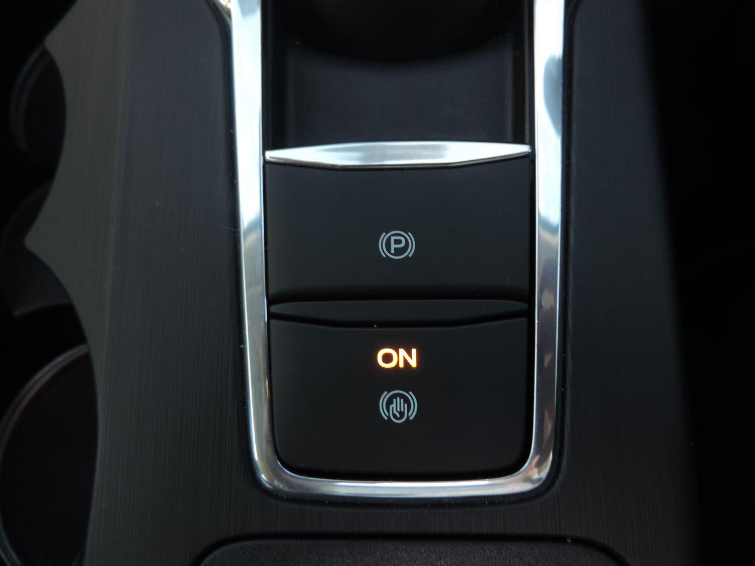 Used Ford Kuga 2024 for sale - 76752918: Photo 23