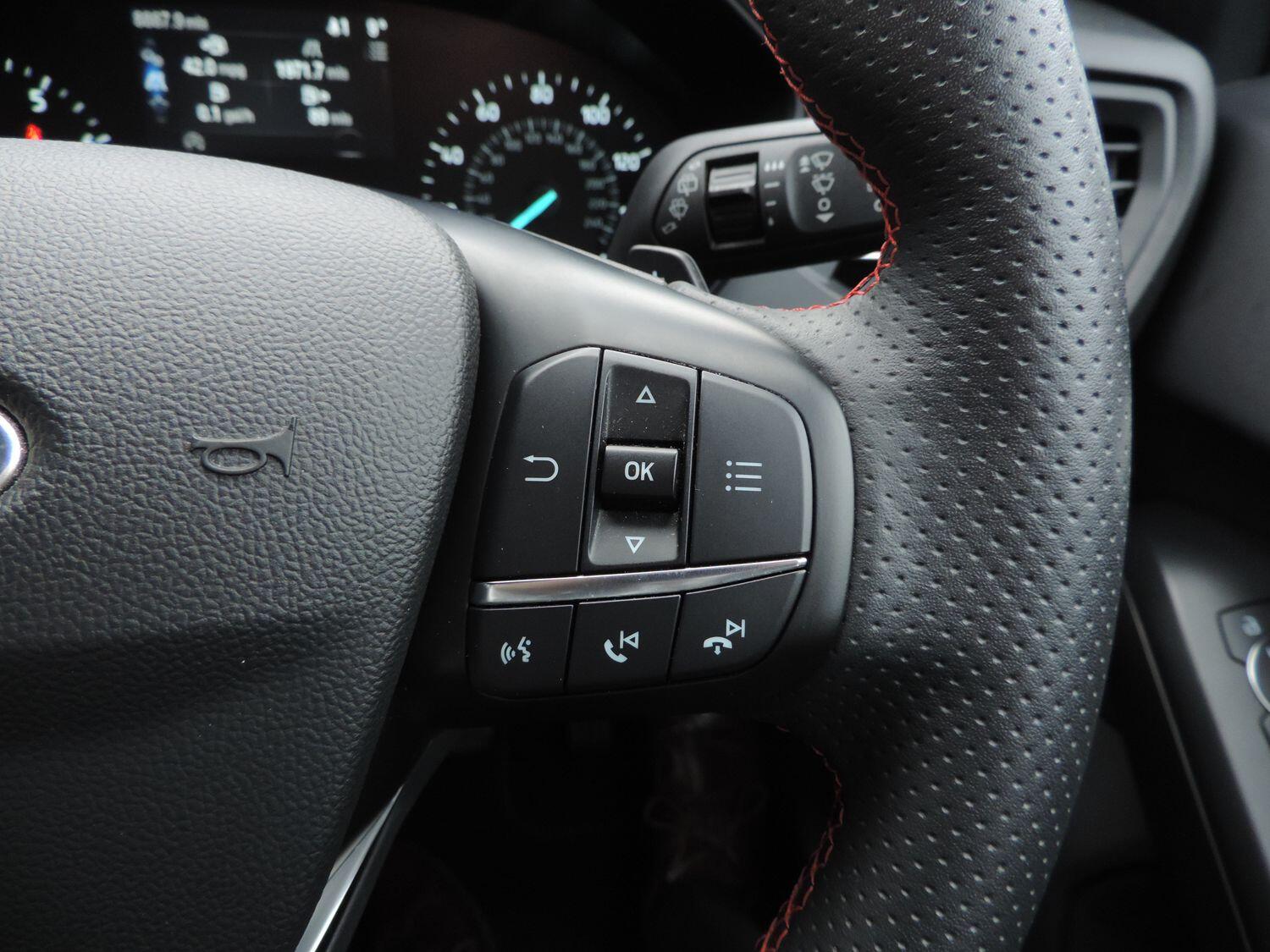 Used Ford Focus 2021 for sale - 76989695: Photo 12