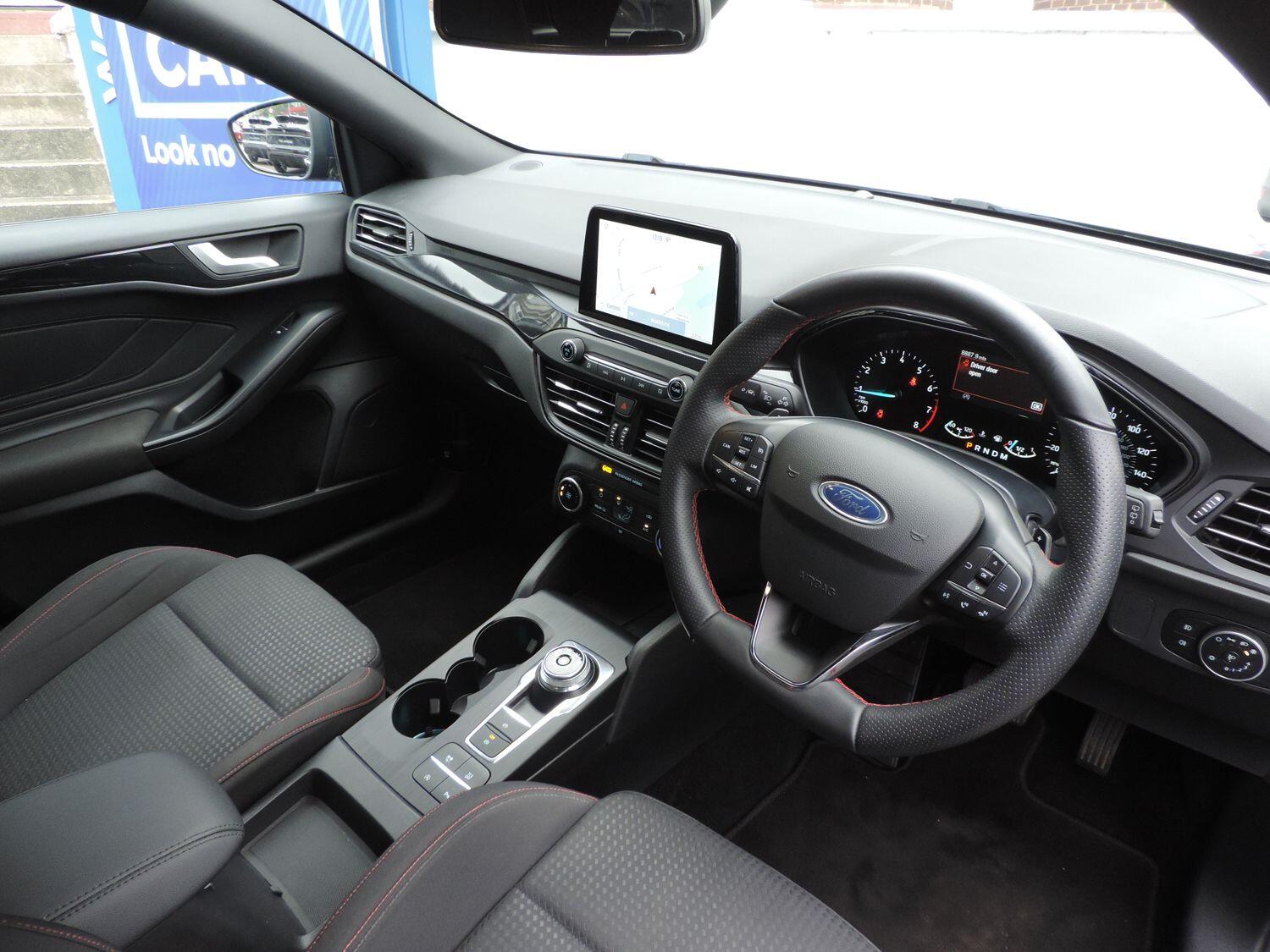 Used Ford Focus 2021 for sale - 76989695: Photo 6