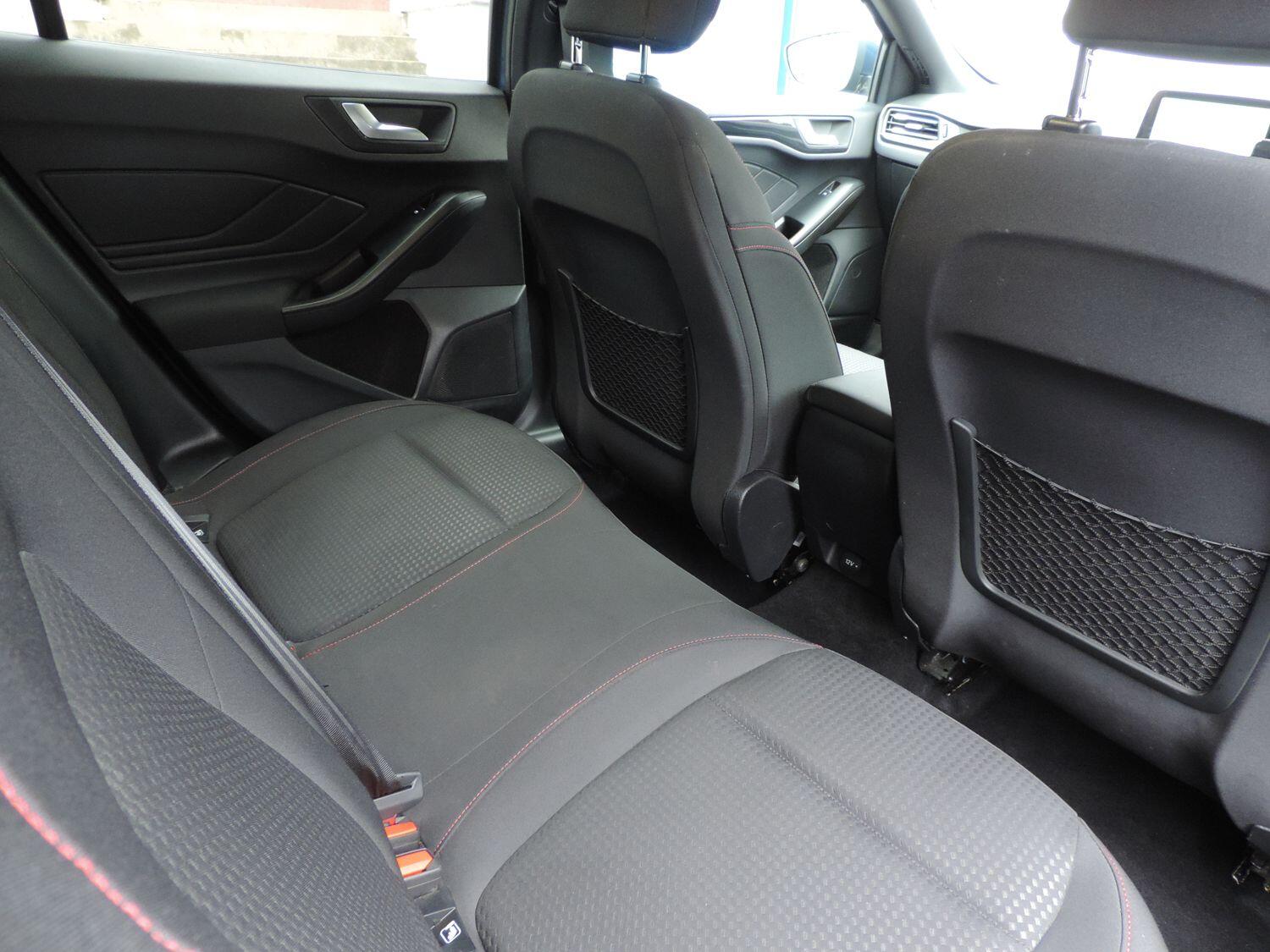 Used Ford Focus 2021 for sale - 76989695: Photo 9