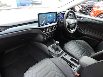 Used Ford Focus 2023 for sale - 76992182: Photo