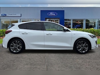 Used Ford Focus 2023 for sale - 78513368: Photo