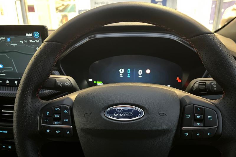 Used Ford Kuga 2025 for sale - 76767115: Photo 23