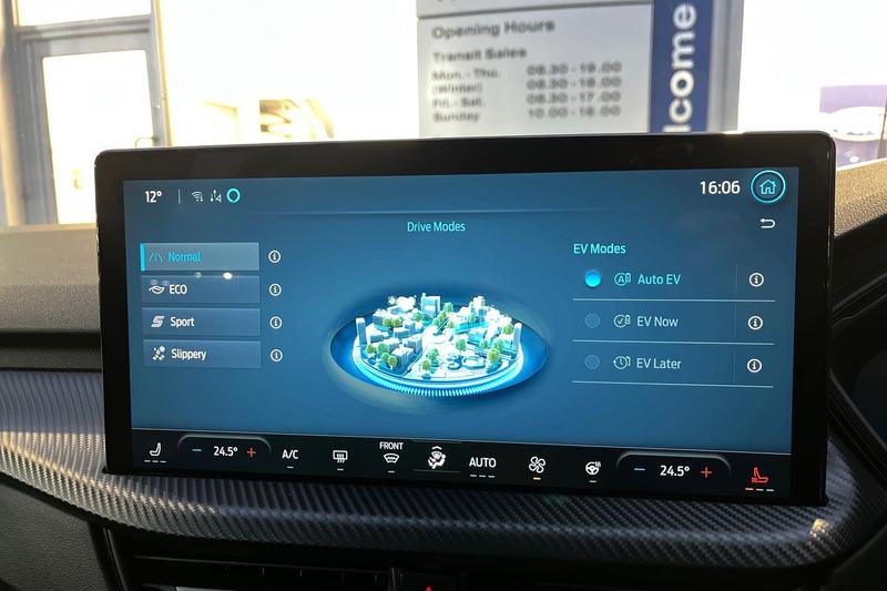 Used Ford Kuga 2025 for sale - 76767115: Photo 26