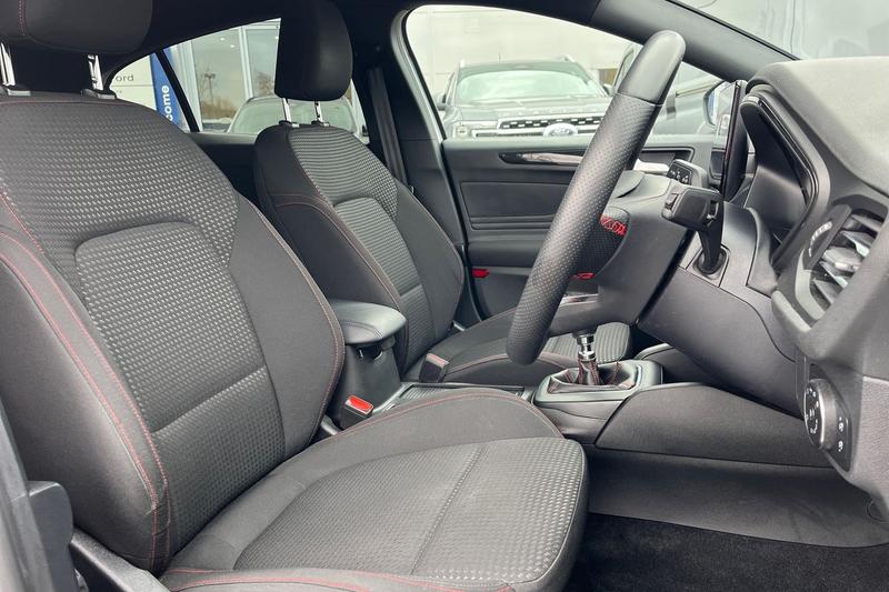 Used Ford Focus 2023 for sale - 77910295: Photo 17