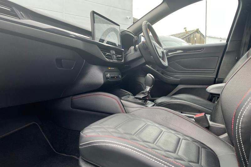 Used Ford Focus 2023 for sale - 77025888: Photo 18