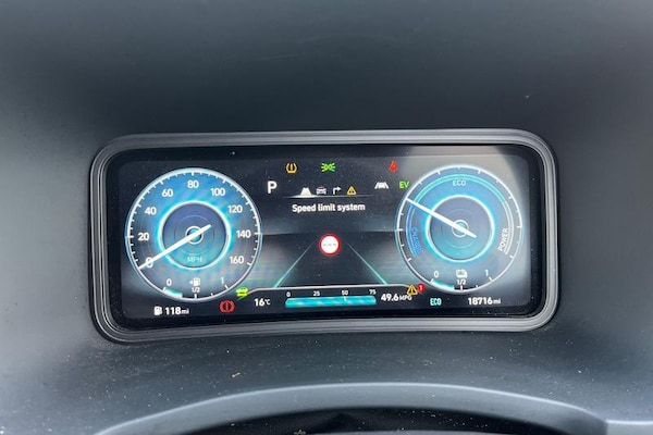 Used Hyundai KONA 2022 for sale - 75982580: Photo 13