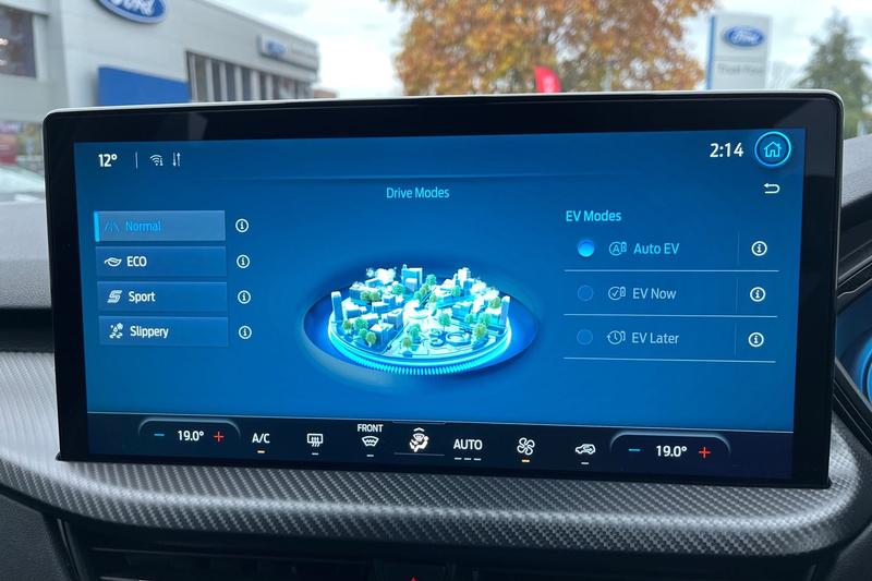 Used Ford Kuga 2025 for sale - 76782264: Photo 26