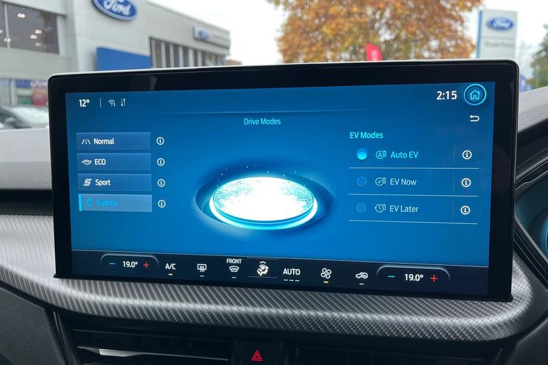 Used Ford Kuga 2025 for sale - 76782264: Photo 29