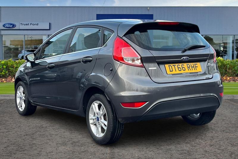 Used Ford Fiesta 2017 for sale - 77176424: Photo 2