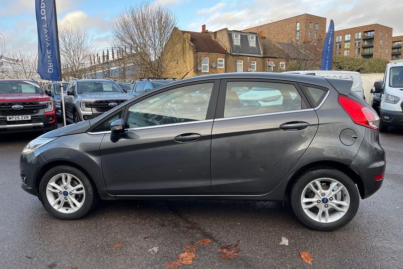 Used Ford Fiesta 2017 for sale - 77176424: Photo 32