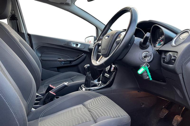 Used Ford Fiesta 2017 for sale - 77176424: Photo 9