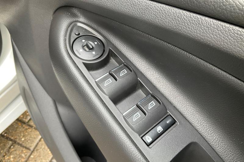 Used Ford Kuga 2019 for sale - 77590000: Photo 16