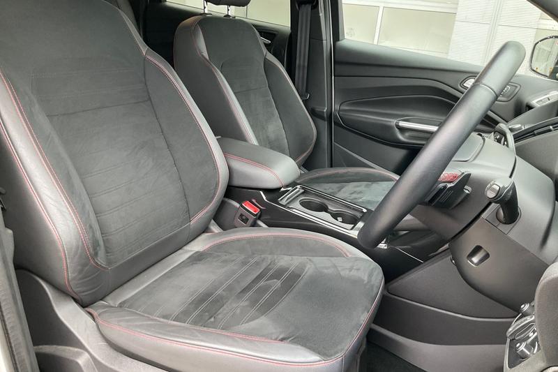 Used Ford Kuga 2019 for sale - 77590000: Photo 17