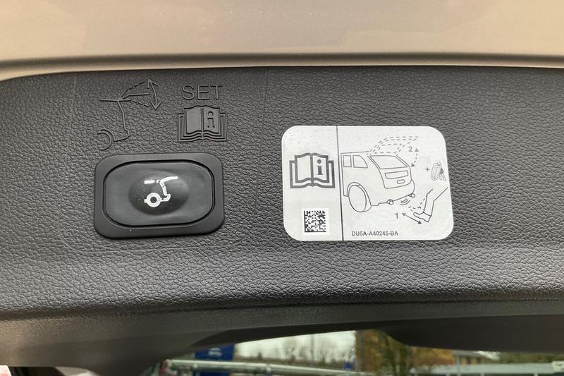 Used Ford Kuga 2019 for sale - 77590000: Photo 24