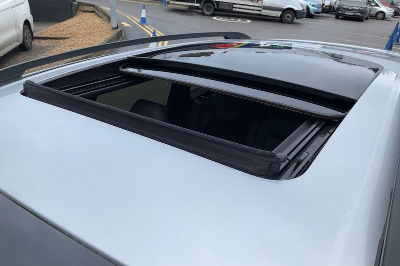 Used Ford Kuga 2019 for sale - 77590000: Photo 30