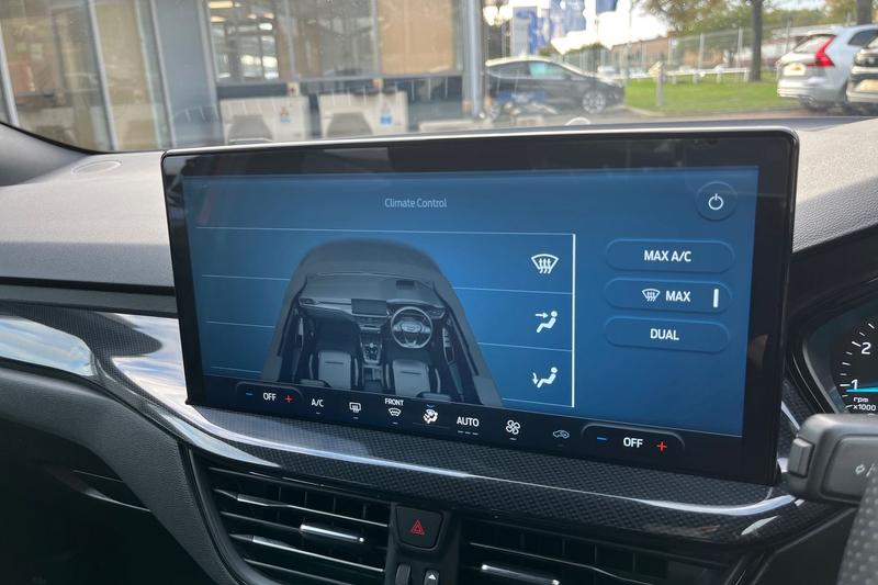 Used Ford Focus for sale - 77685136: Photo 32