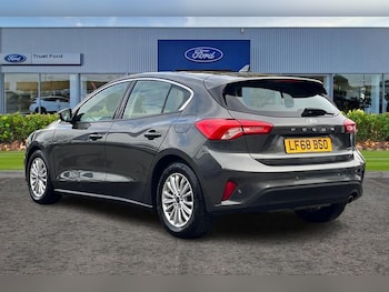 Used Ford Focus 2018 for sale - 76467794: Photo